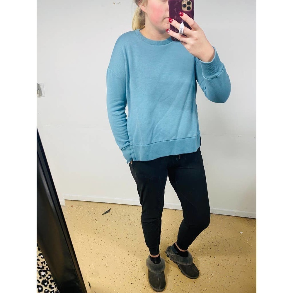 Women's 90 degree by reflex Blue Crewneck Sweatshirt